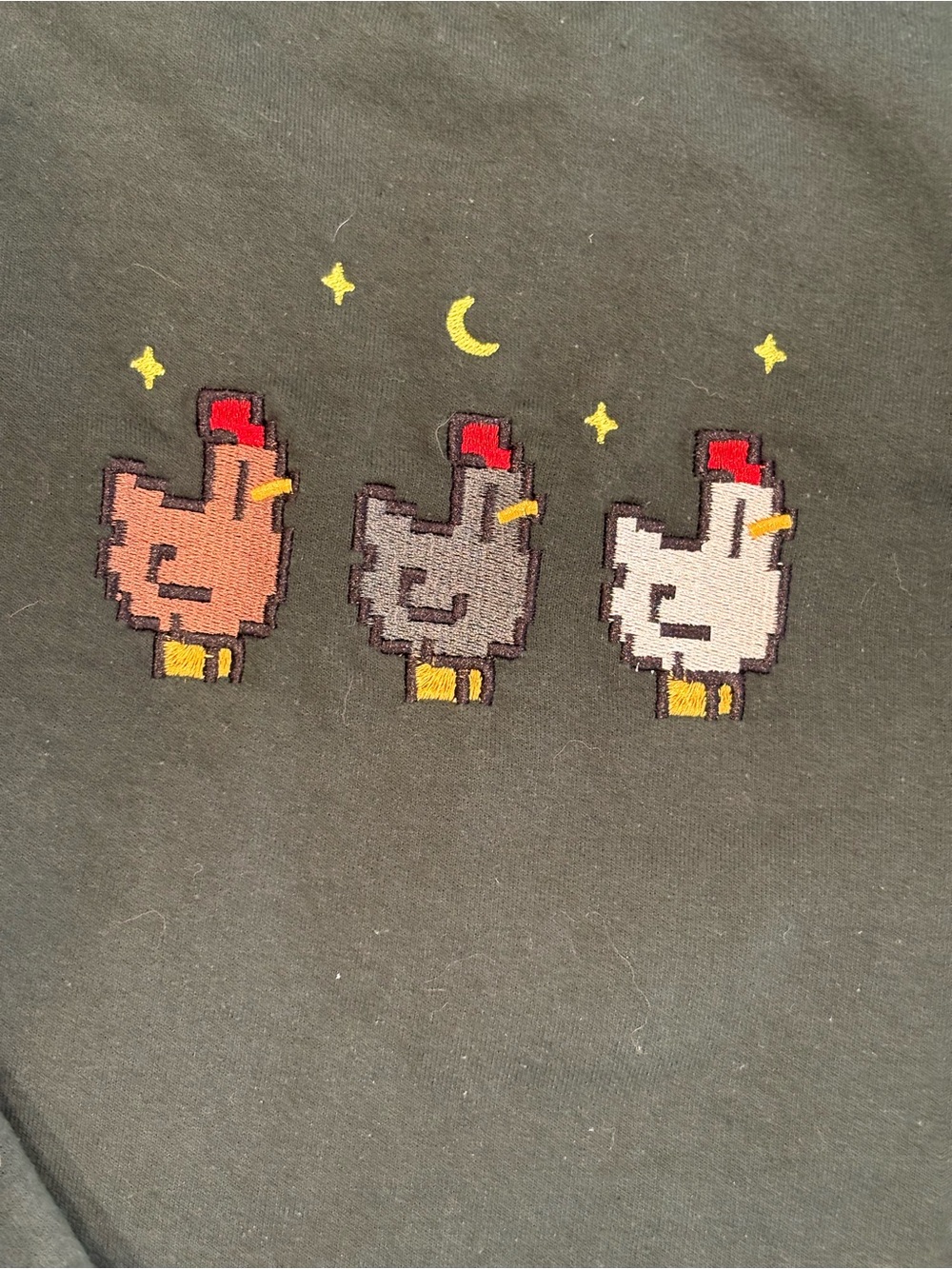 Green Crewneck Sweatshirt with Pixel Chicken Trio XL - Picture 3 of 4